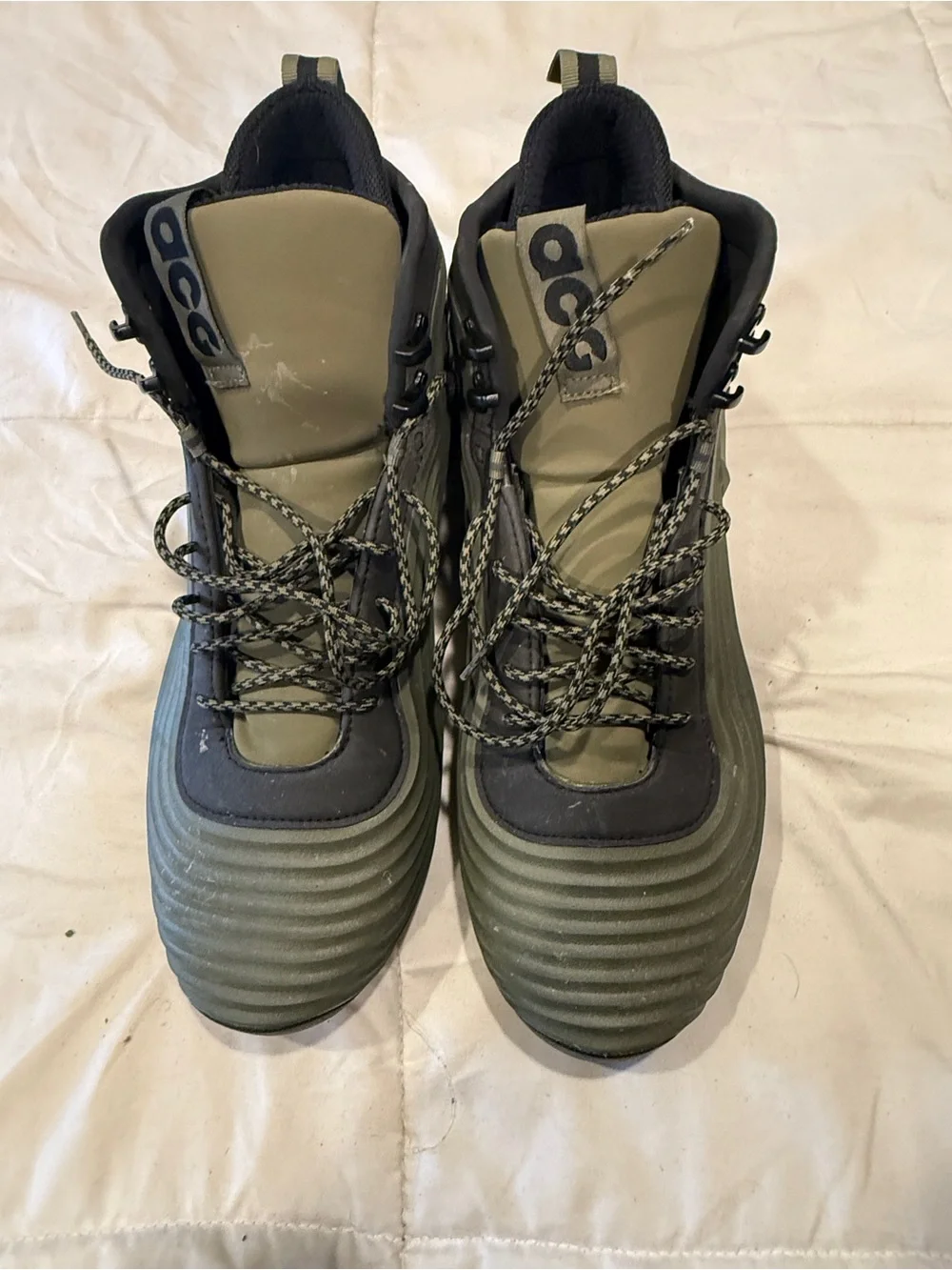 Nike ACG Foamposit Men's Olive Green Wave-Textured Sneakers